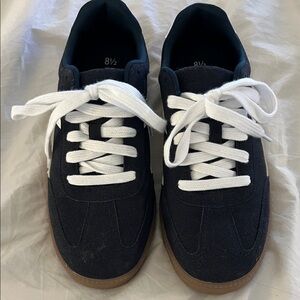 No Boundaries Navy Blue and White Sneakers